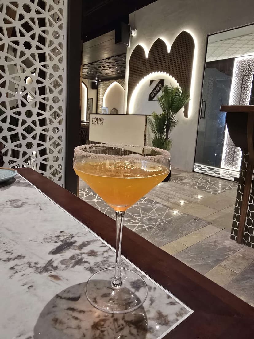 Moi - O Tai